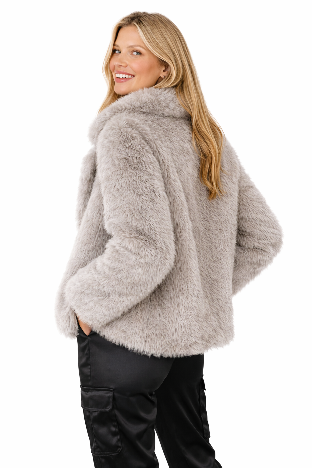 SARA OLIVA | ABRIGO PELO